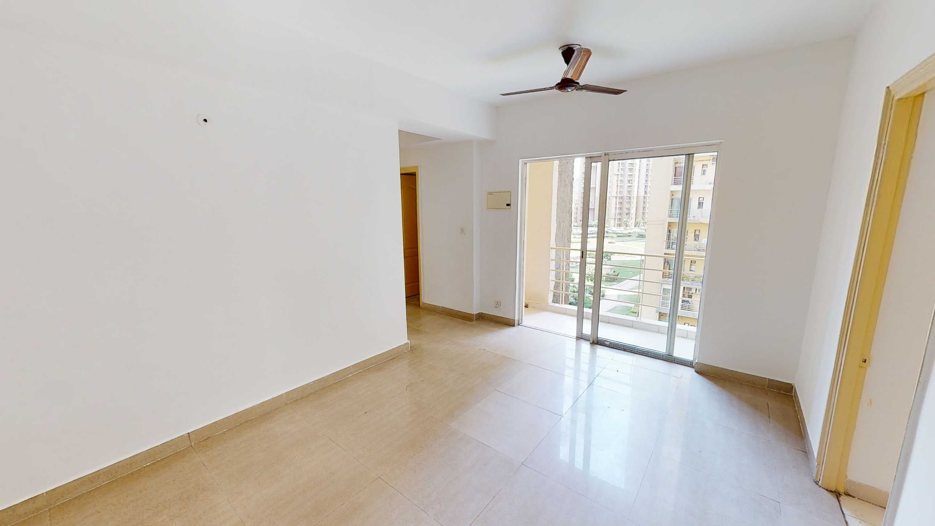 1692187830573-2BHK-Paras-Tierea-06122023_121001 (1).jpg