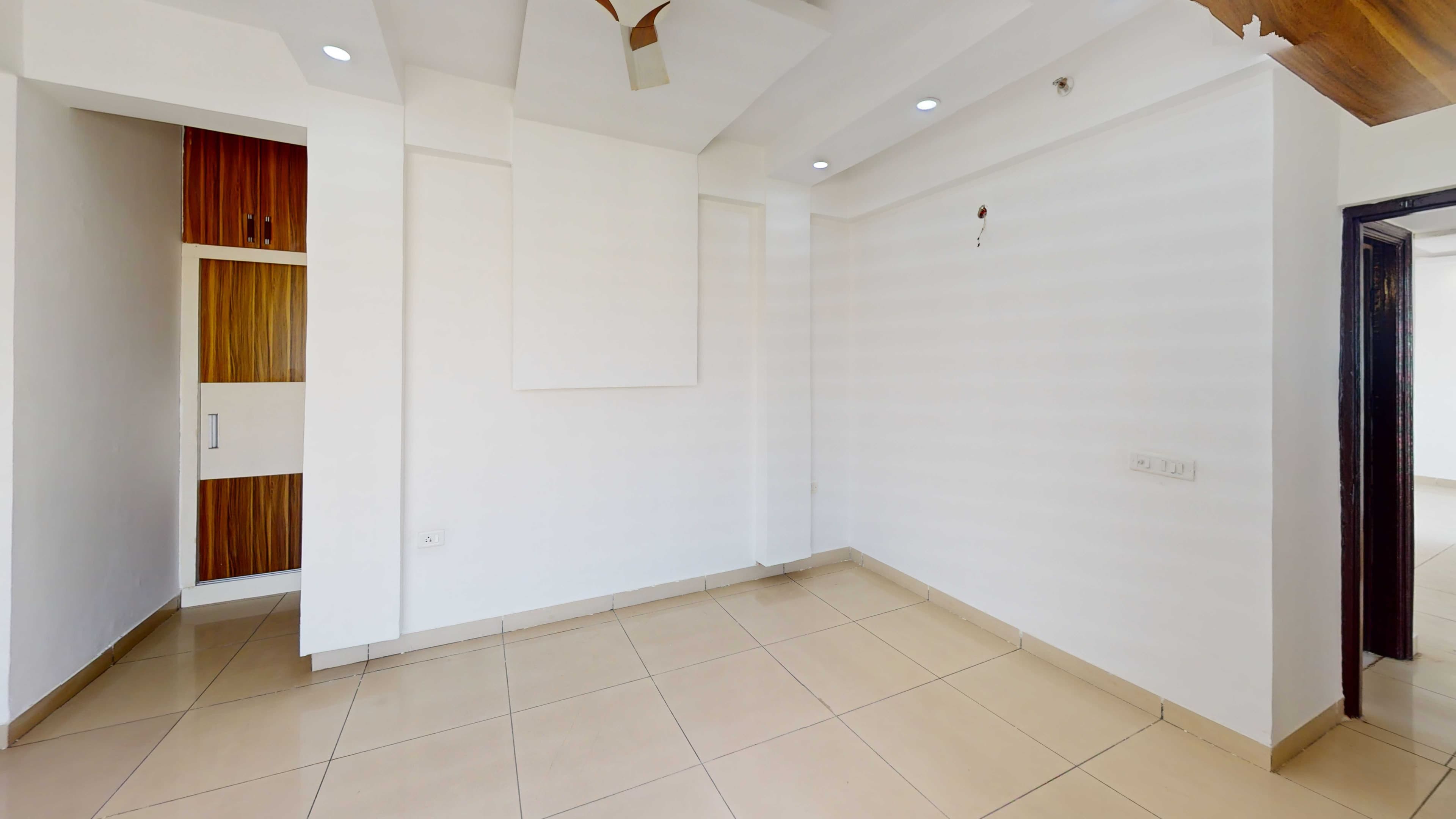 1714984435779-Bedroom (3).jpg