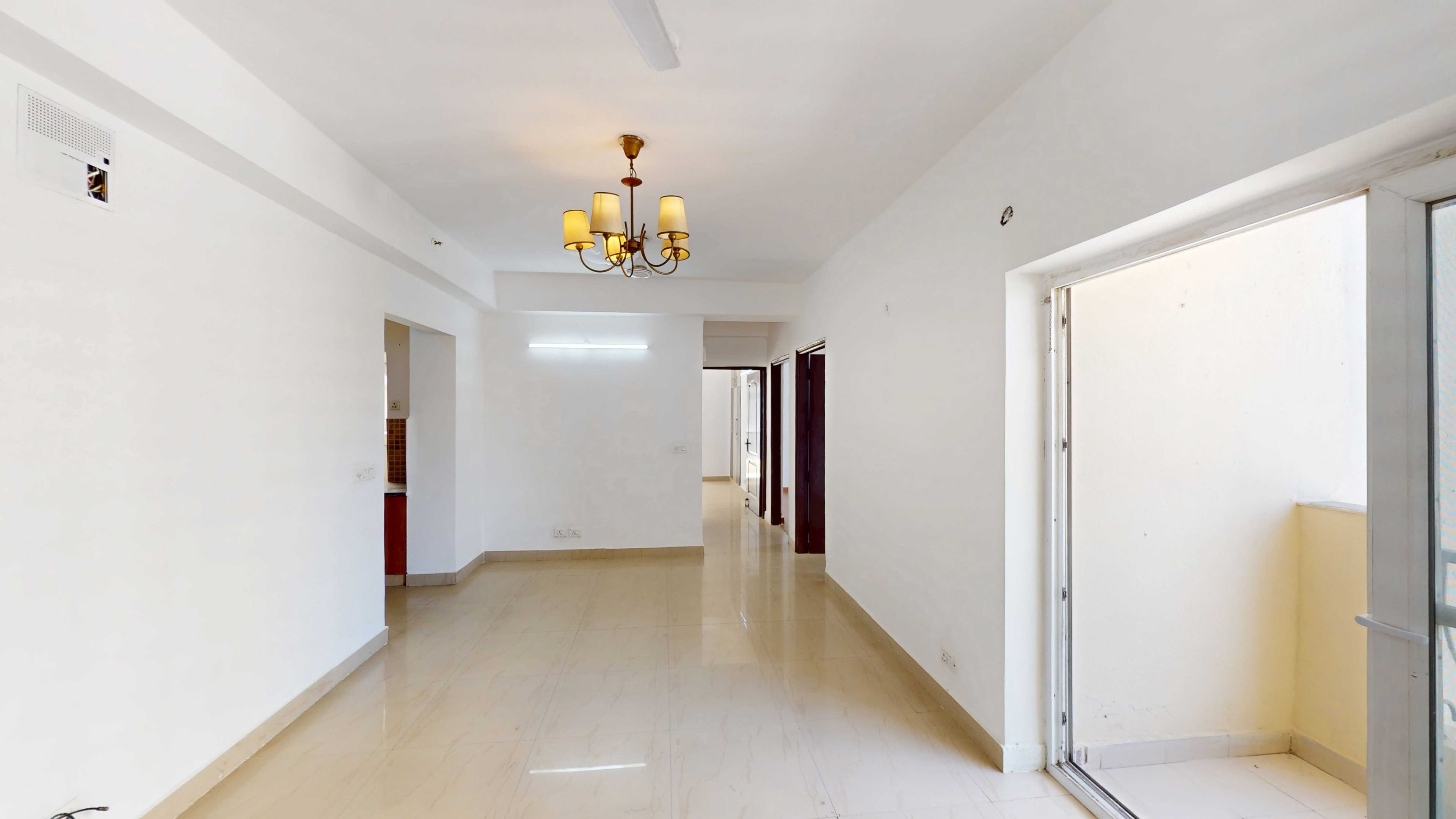 1743663651846-Hyde Park B-1104 (1).jpg